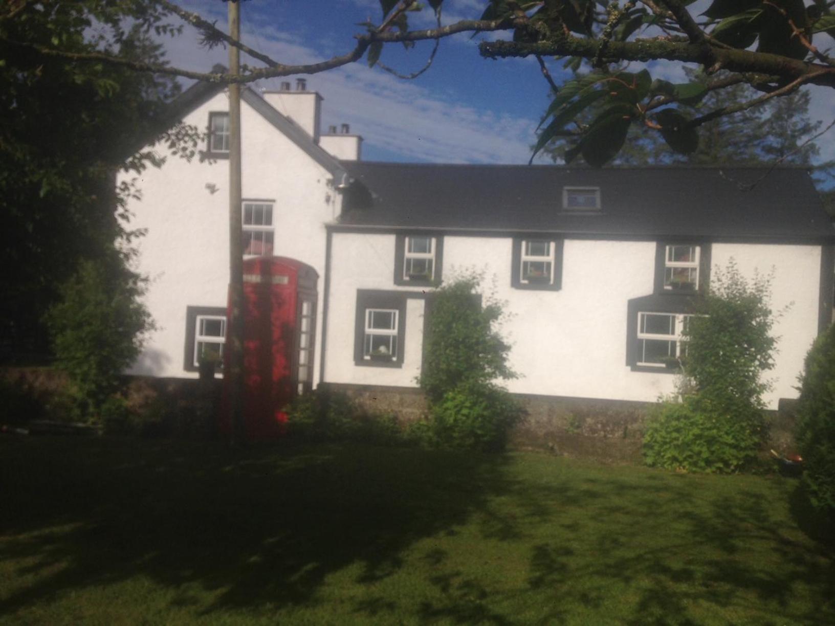 The Old Post Office Lodge Enniskillen Exteriör bild